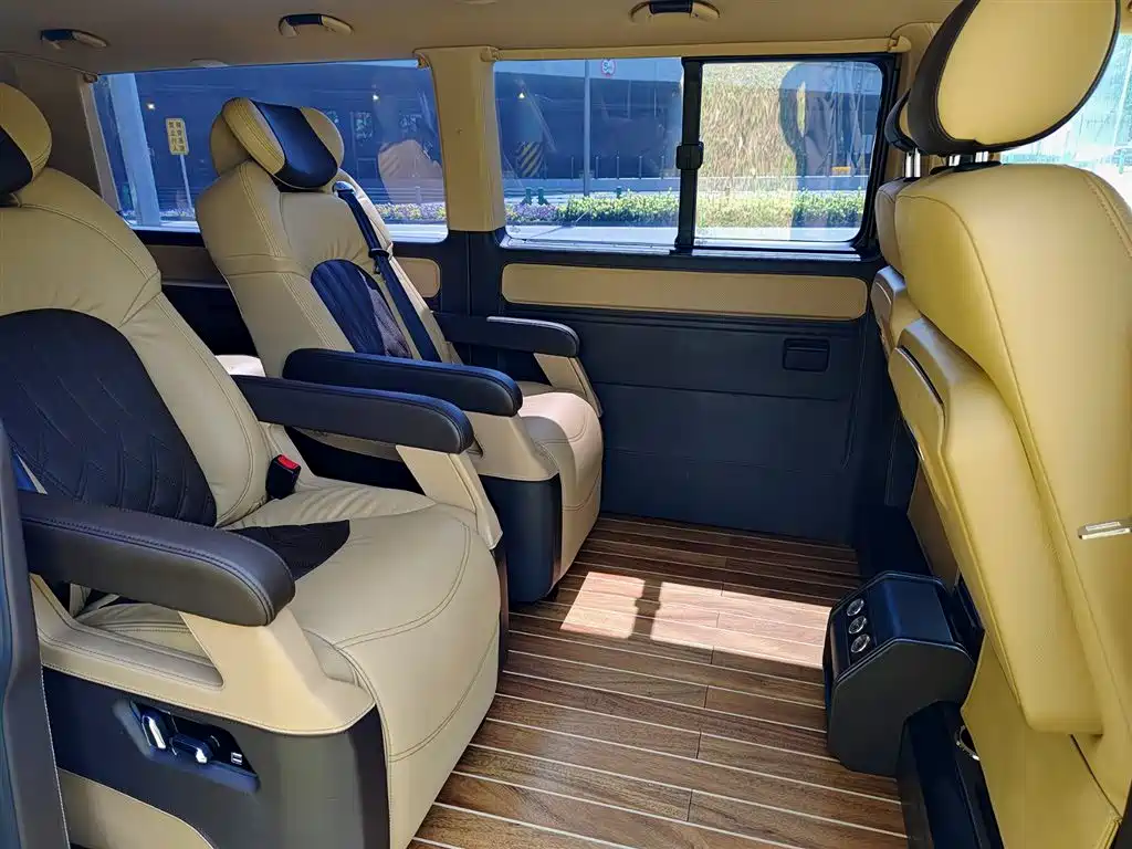 Volkswagen Caravelle 2018 2.0TSI 4WD Comfort Edition 7-Seater фото 8