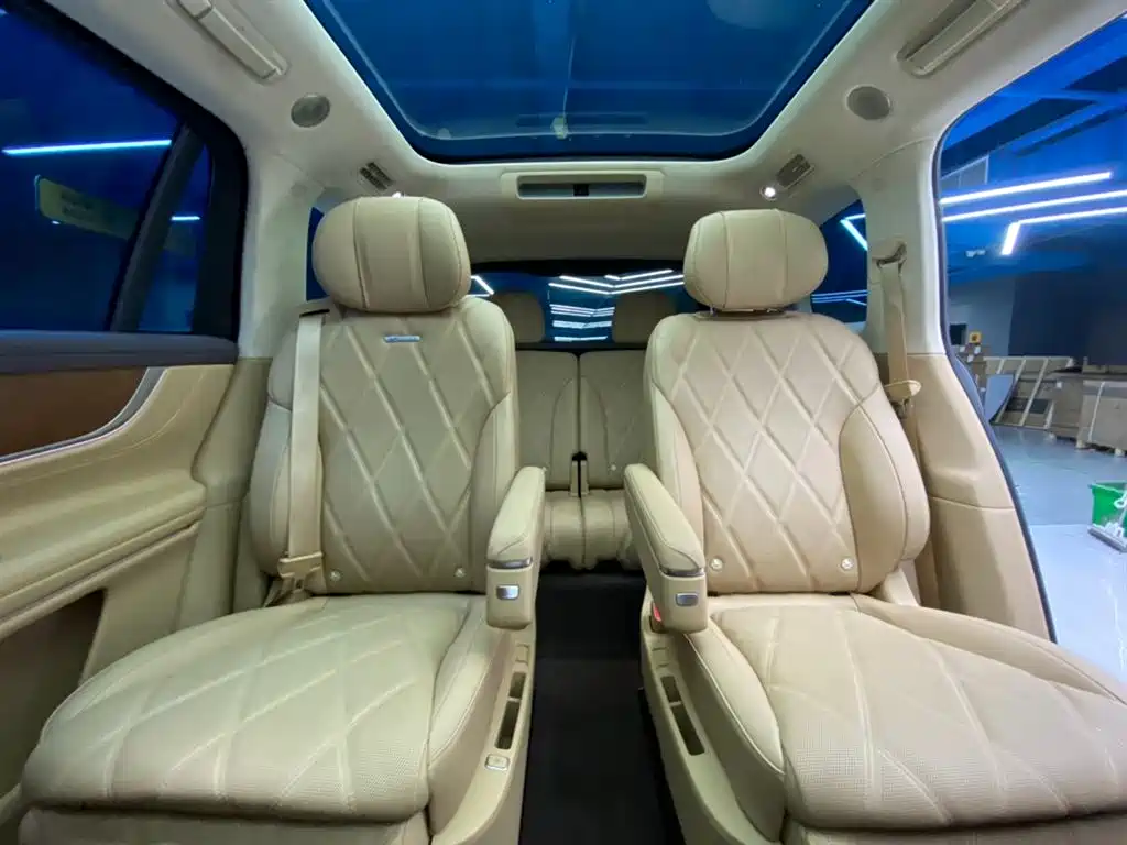 AITO Wenjie AITO M9 2025 Extended Range Ultra 52kWh 6-Seater фото 23