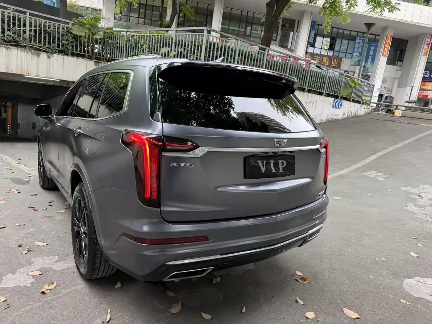 CADILLAC XT6