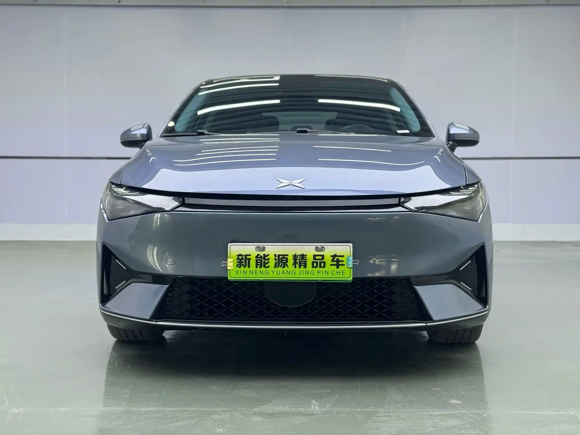Фото 2 - XPeng P5