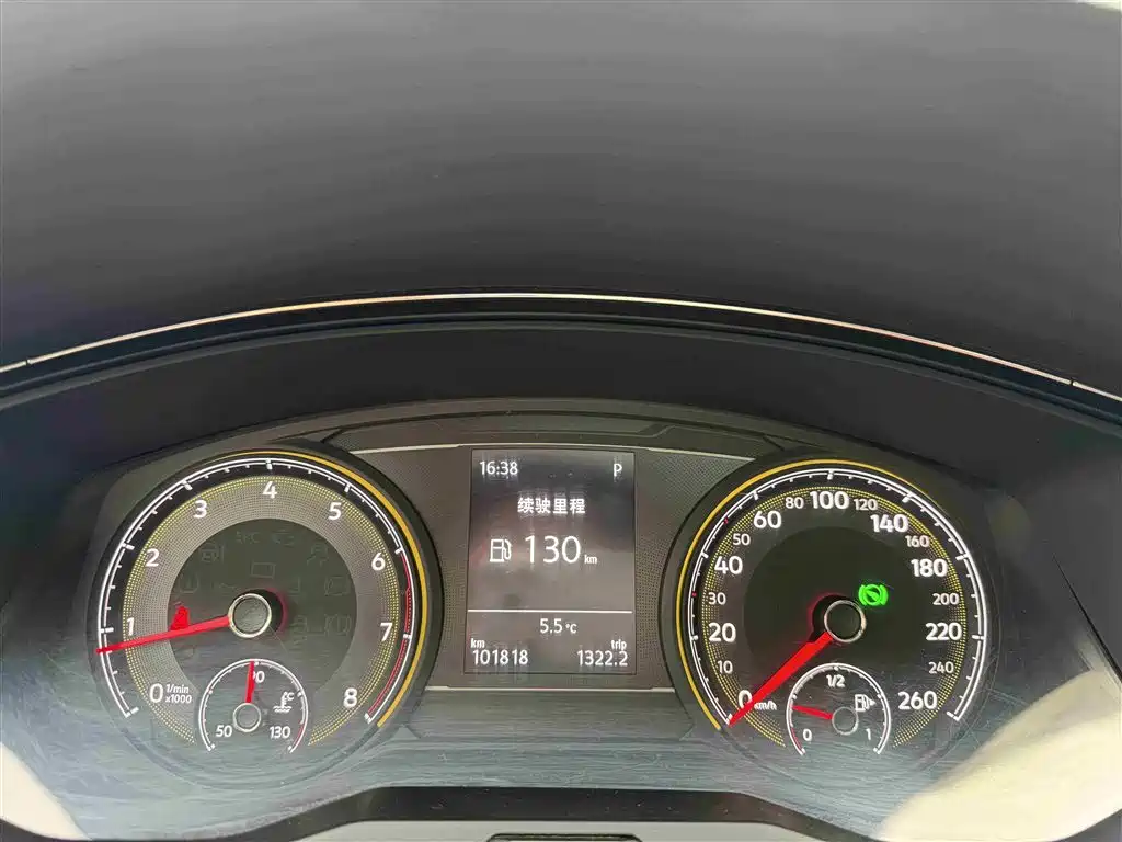 Volkswagen Lamando 2021 230TSI DSG Fashion Edition фото 4