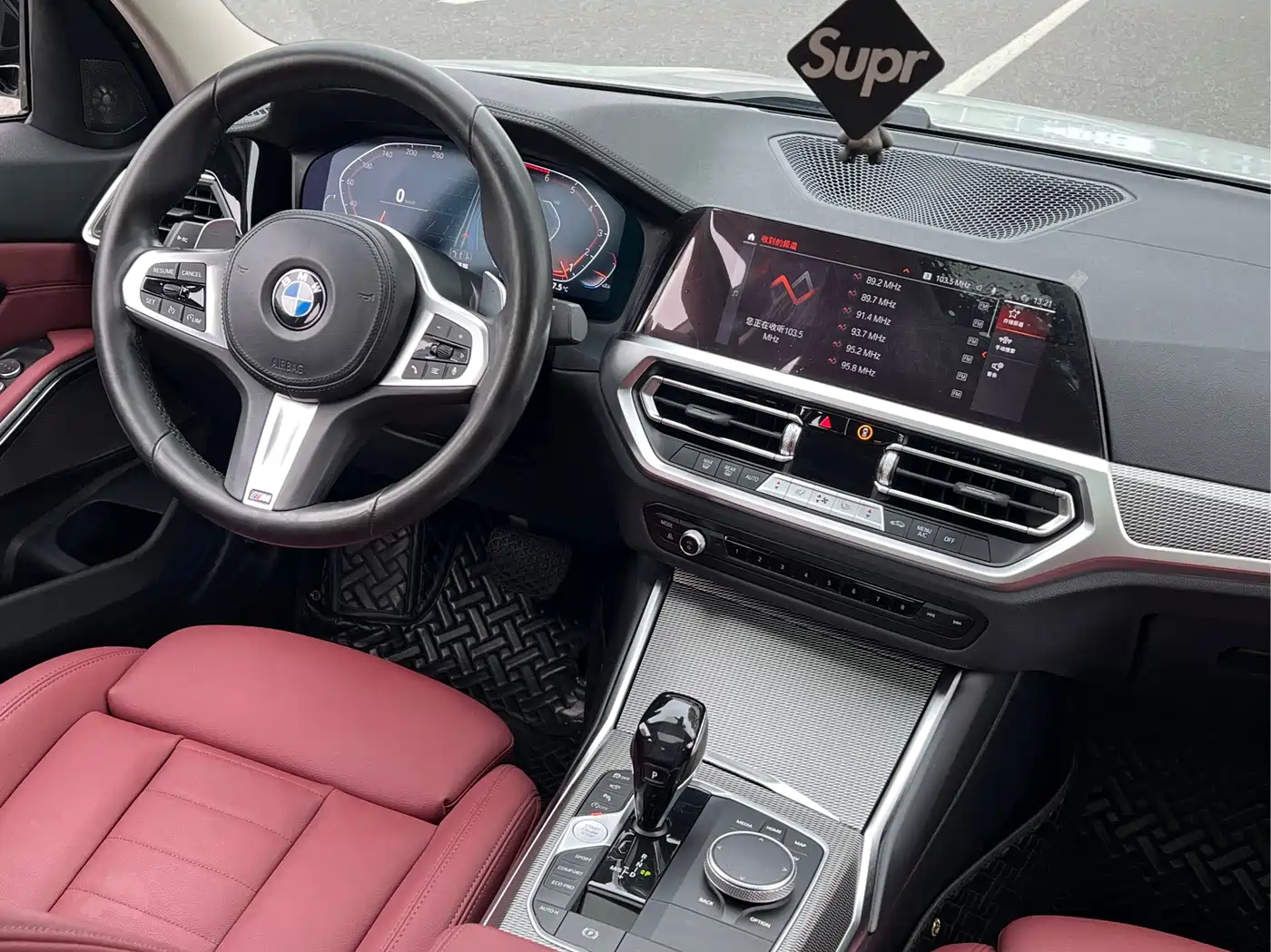 BMW 3 Series 2021 325i M Sport Night Edition фото 10