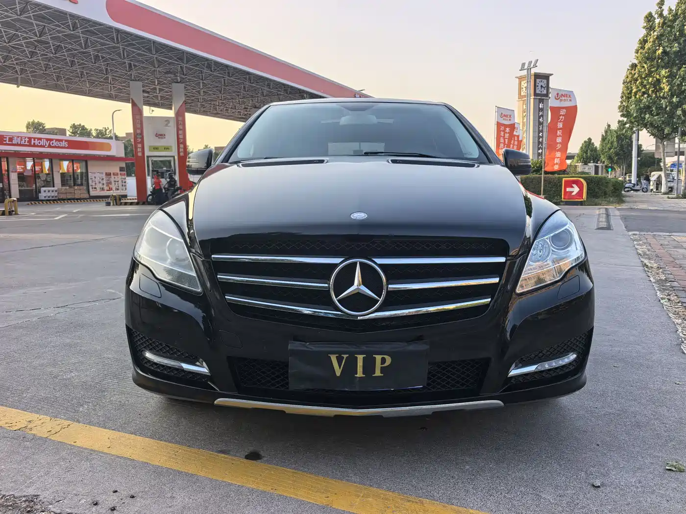 Mercedes-Benz R-Class 2017 R 320 4MATIC Luxury Collector's Edition фото 3