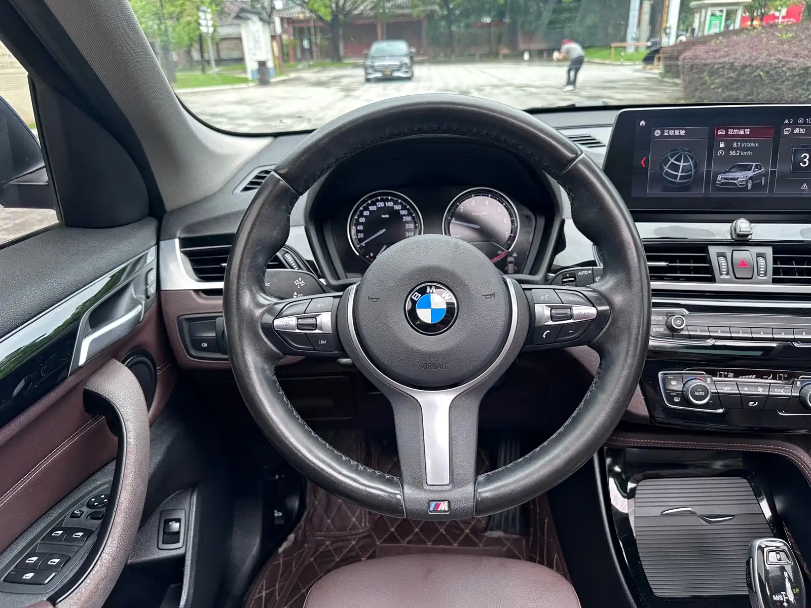 Фото 18 - BMW X1