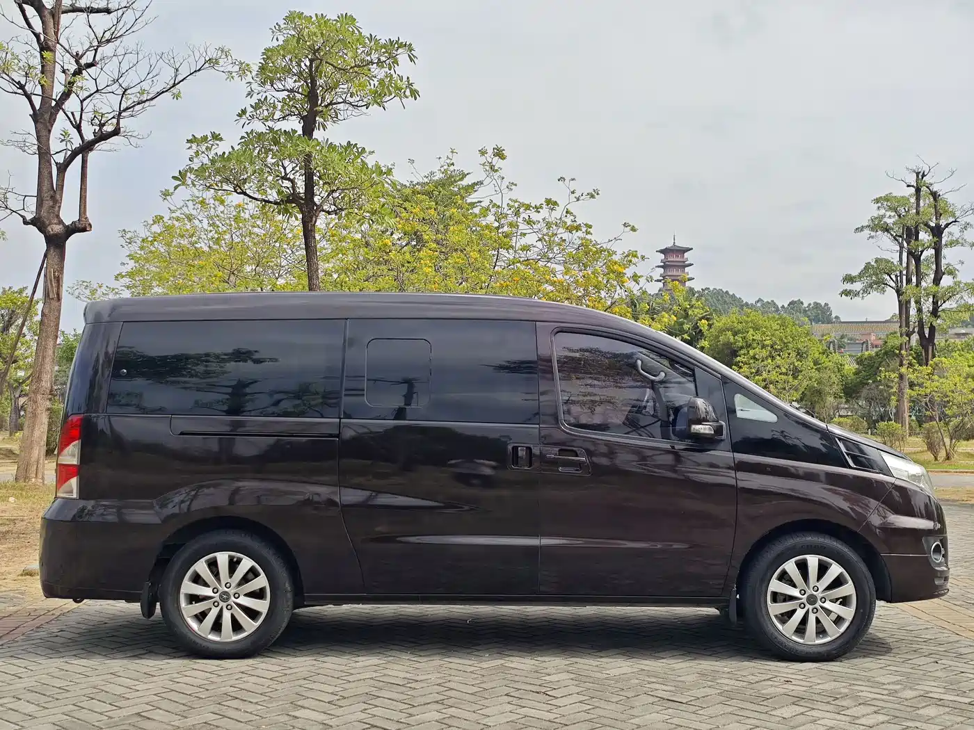 JAC Motors Refine M5 2017 2016 2.0T Gasoline Automatic Business Edition