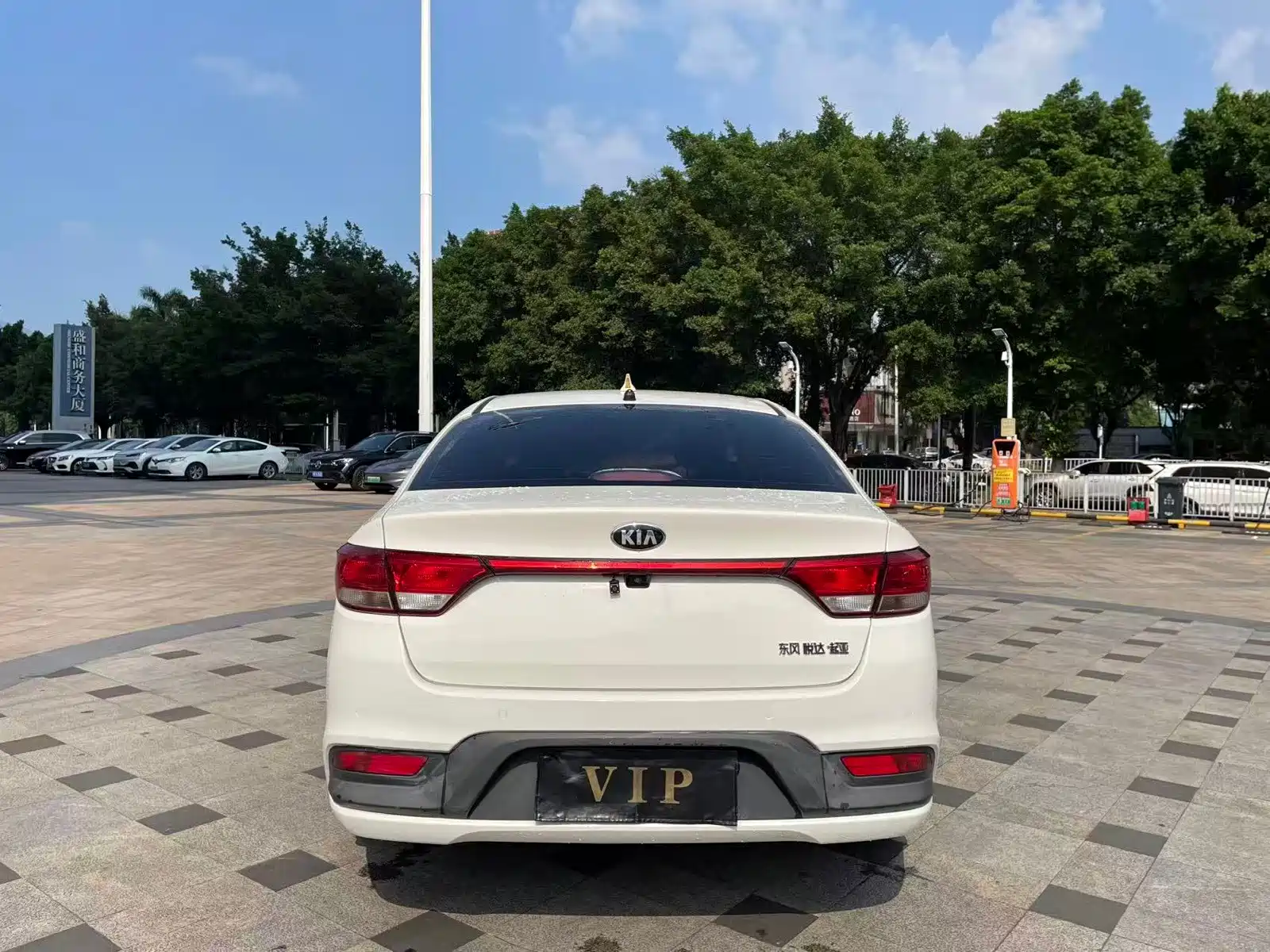 Фото 6 - Kia K2