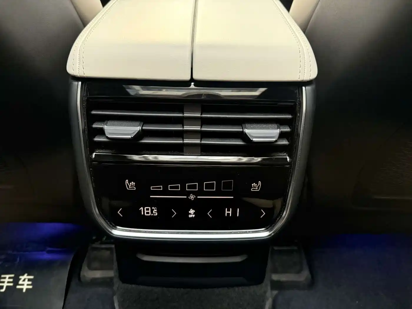 Lynk & Co 09 2022 2021 2.0T Ultra 6-Seater
