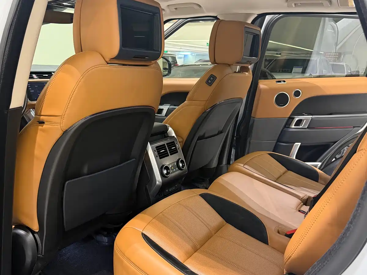 Фото 7 - Land Rover Range Rover Sport