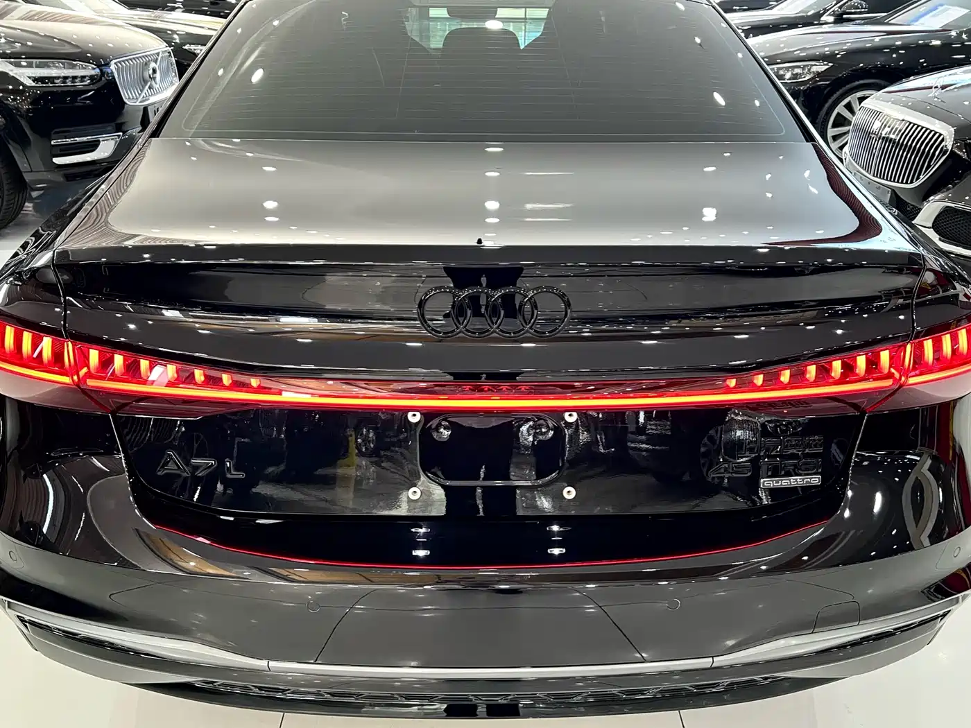 Audi A7L 2025 2024 45 TFSI quattro Black Warrior Edition