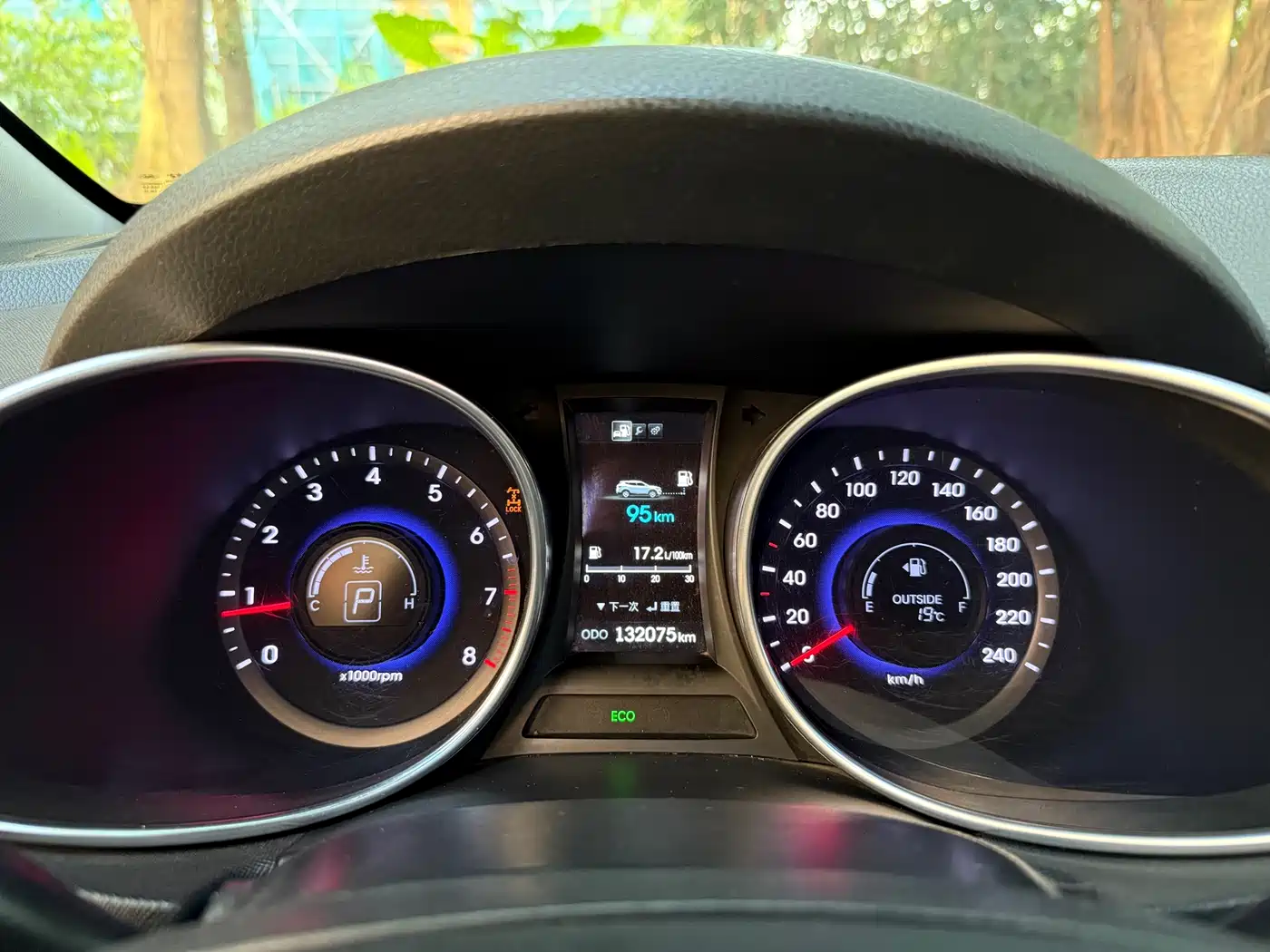 Hyundai Santa Fe 2015 2.4L Automatic 4WD Smart 5-seater фото 20