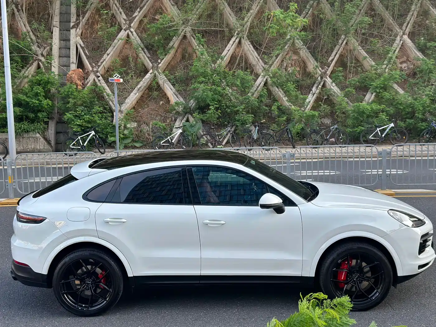 Porsche Cayenne 2019 Cayenne Coupé 3.0T фото 16