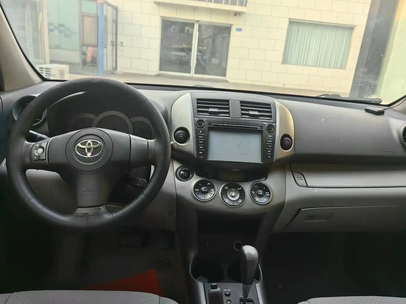 Toyota RAV4 Rongfang 2011 2.4L Automatic 4WD Luxury Edition фото 8