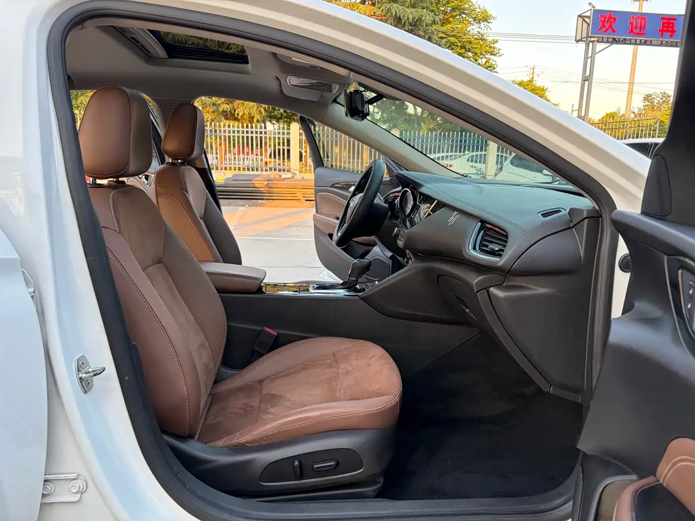 Buick Regal 2017 20T Elite Type фото 6