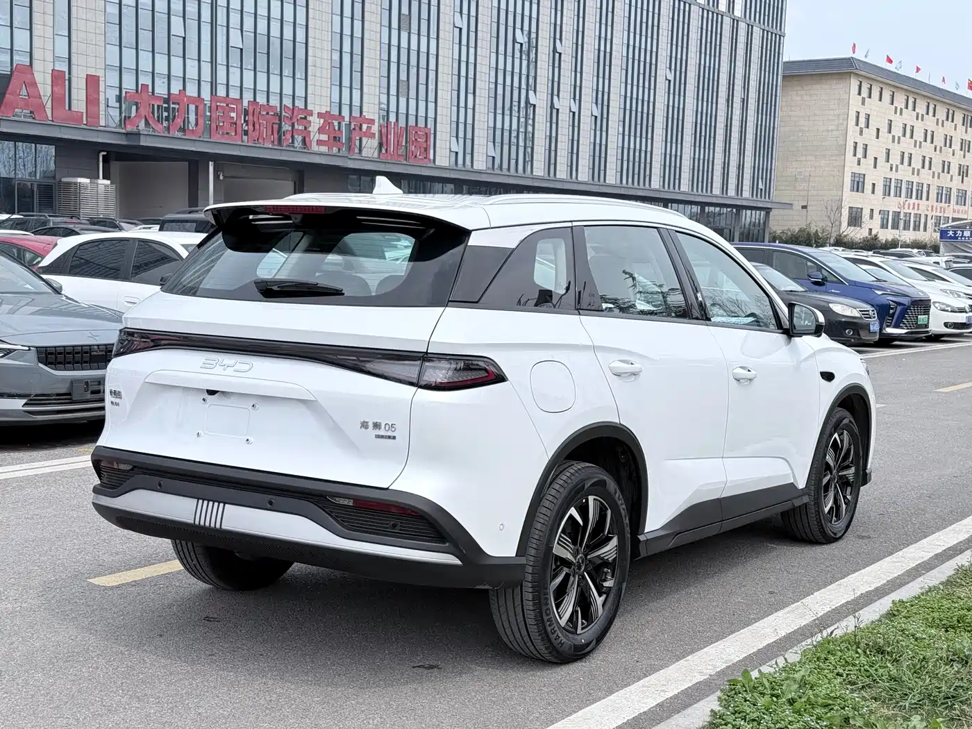 BYD SEA LION 05 DM I