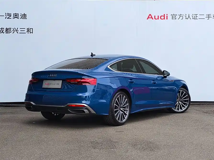 Audi A5 (Import) 2023 Sportback 40 TFSI quattro Luxury Dynamic фото 4