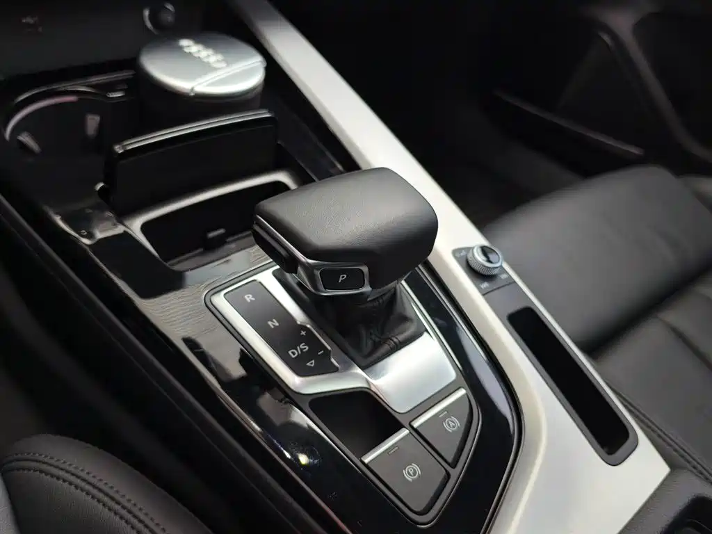 Audi A5 (Import) 2023 Sportback 40 TFSI quattro Luxury Dynamic фото 8