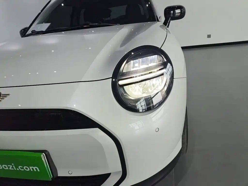 MINI Electric MINI COOPER 2025 2025 Model 456km COOPER E Classic
