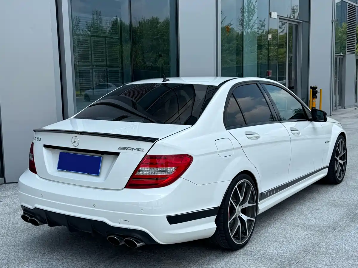 Mercedes-Benz C-Class AMG 2014 AMG C 63 Edition 507 фото 4