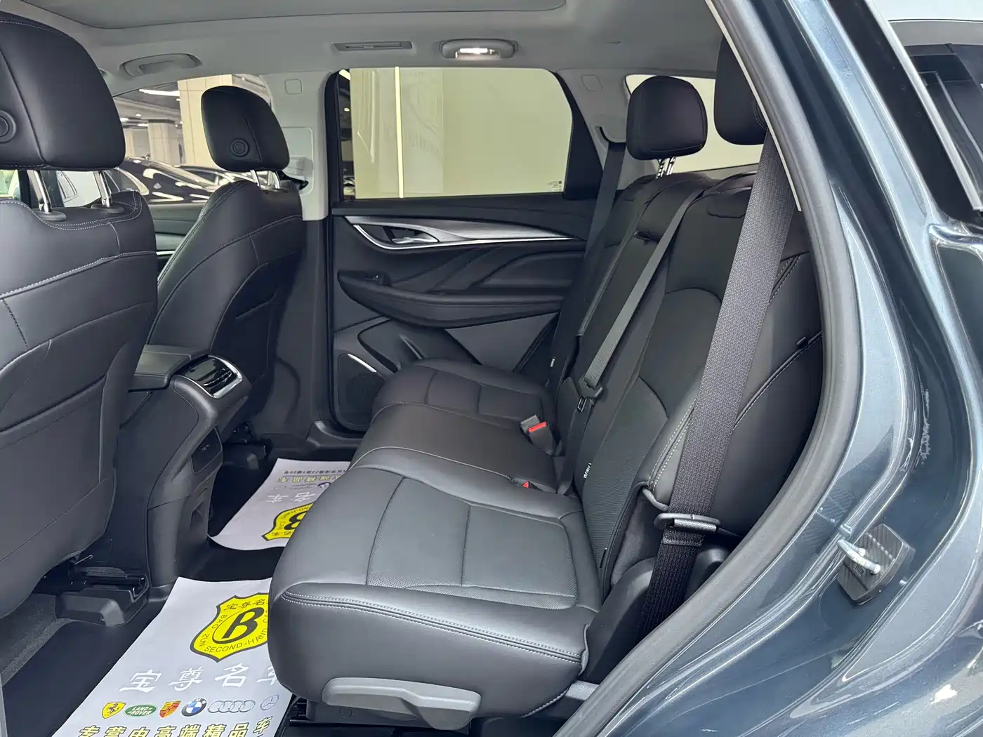 Buick Enclave 2023 2022 652T 2WD Premium 7-Seater