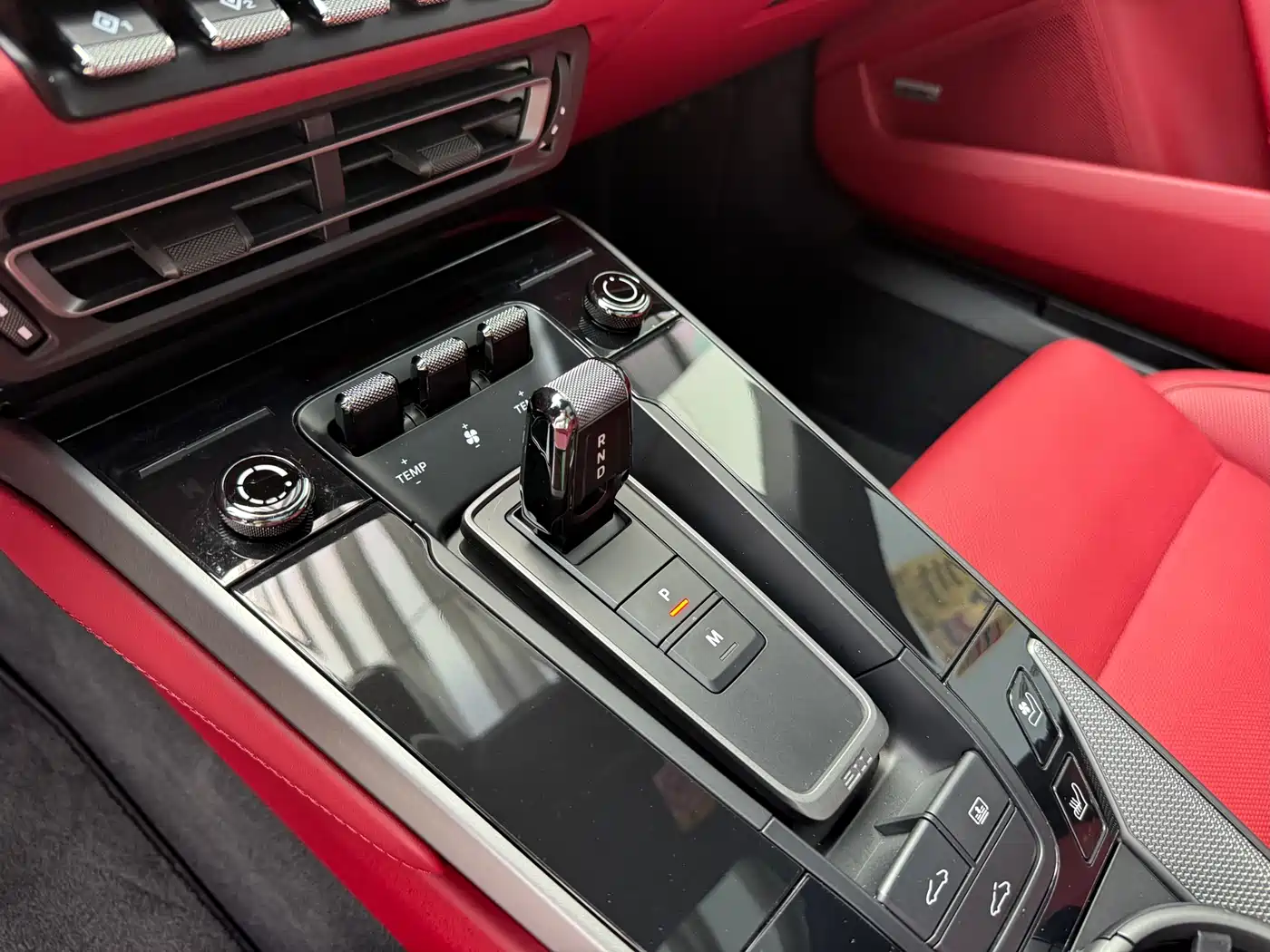 Porsche 911 2023 Carrera 3.0T фото 11
