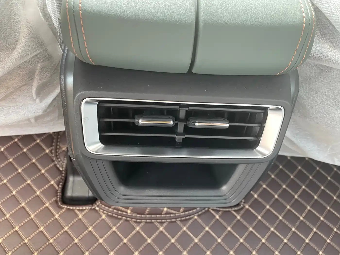Geely Haoyue L 2023 2024 Model 2.0T DCT Luxury