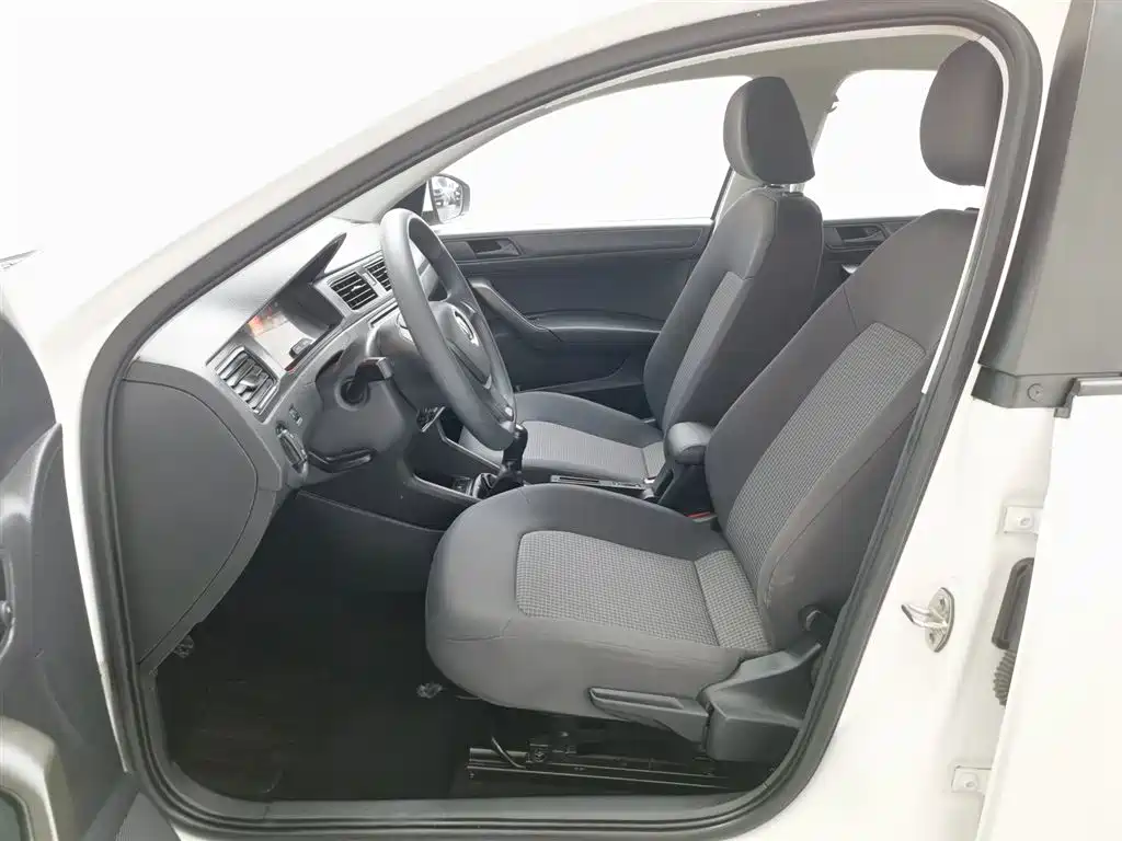 Volkswagen Santana 2019 1.5L Manual Trend China VI фото 10