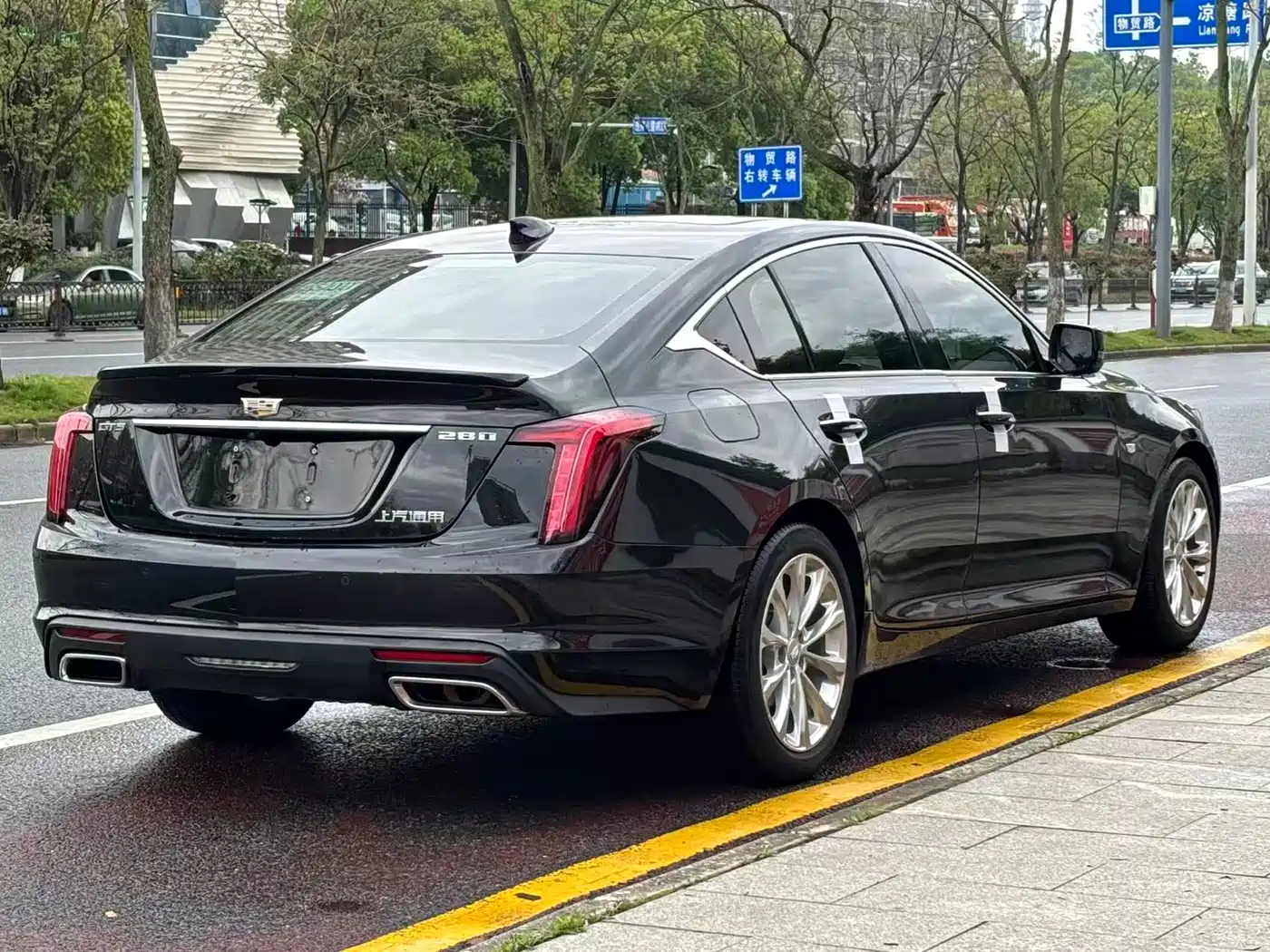 CADILLAC CT5