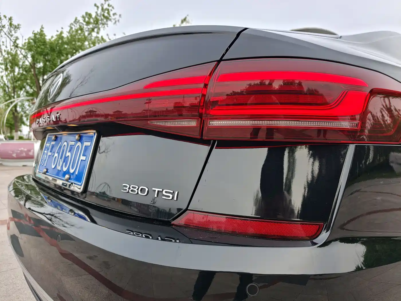 Volkswagen Passat 2022 380TSI Flagship Edition фото 29