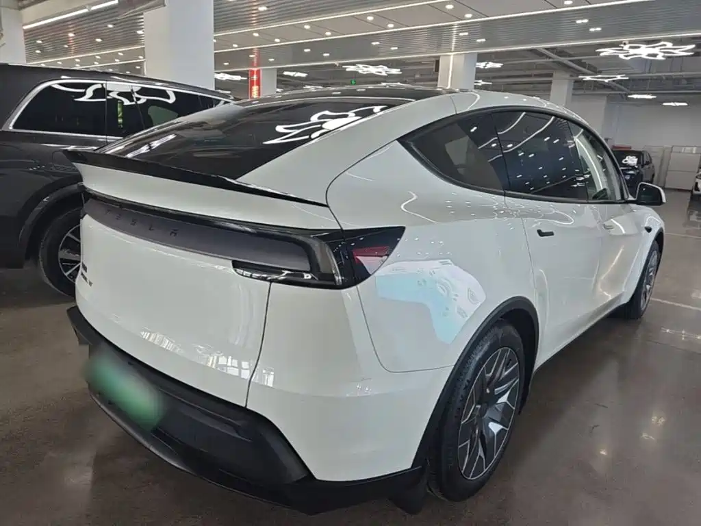 Tesla Model Y L 2025 2025 Facelift Long Range AWD