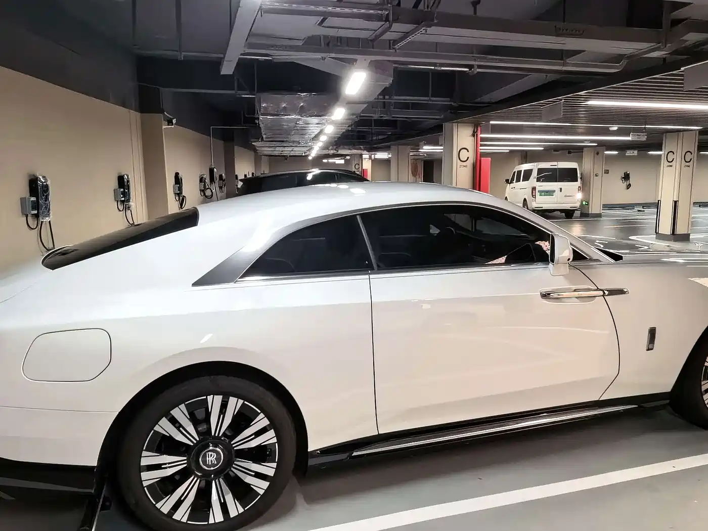 Rolls-Royce Spectre 2024 2024 Standard Model