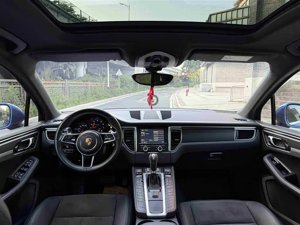 Porsche Macan 2014 Macan 2.0T фото 9