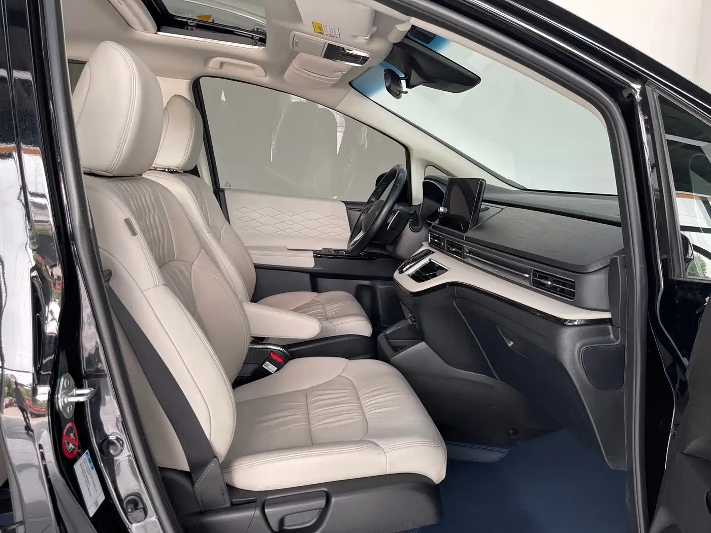 Honda Elysion 2024 2024 2.0L e:HEV Luxury Edition