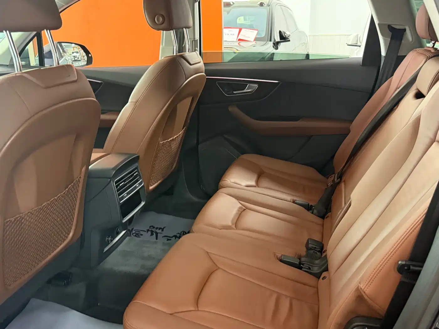 Photo 9 - Audi Q7
