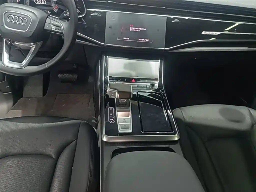 Audi Q8 2023 55 TFSI Luxury Sport фото 14