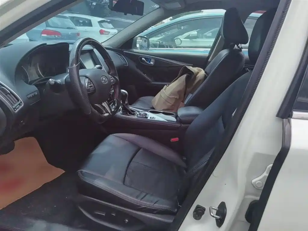 Infiniti Q50L 2017 2016 Model 2.0T Comfort Edition