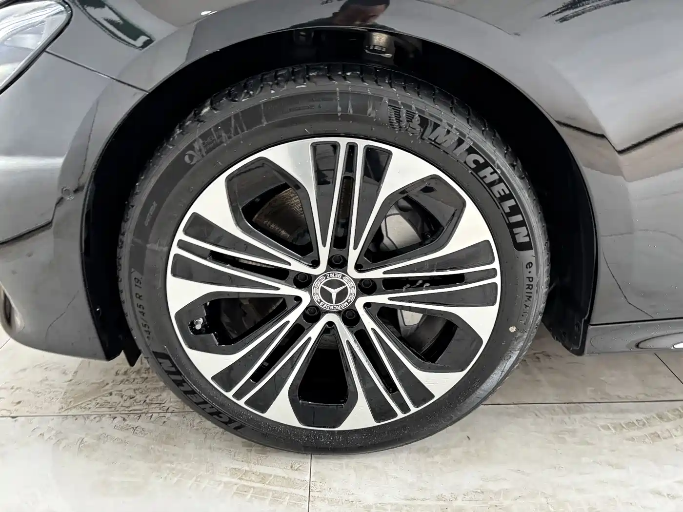 Mercedes-Benz E-Class 2026 E 300 L Luxury фото 31