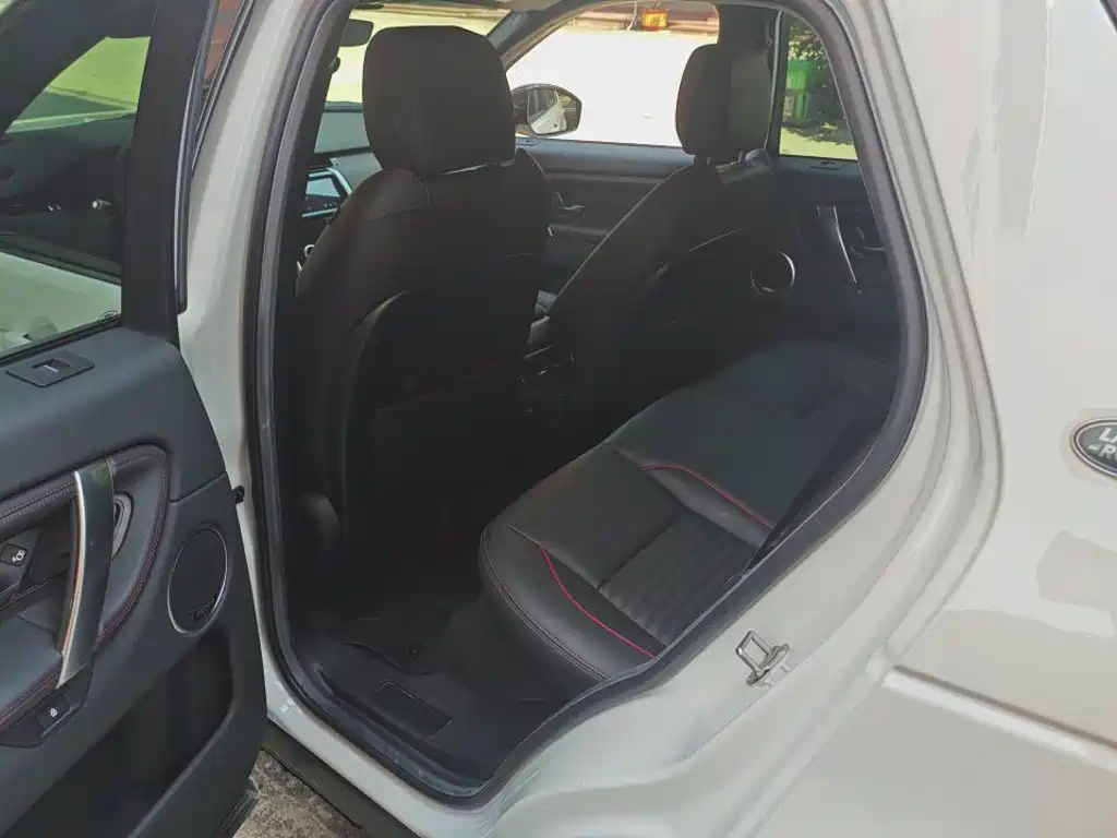 Фото 9 - Land Rover Discovery Sport