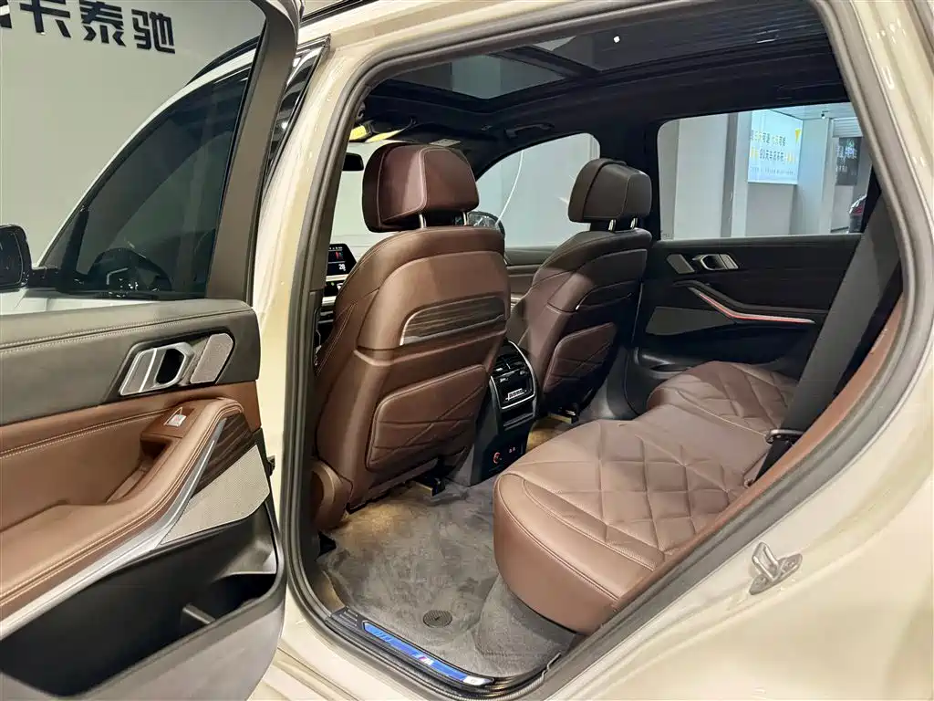 BMW X5 2022 Facelift xDrive 40Li M Sport Package фото 28
