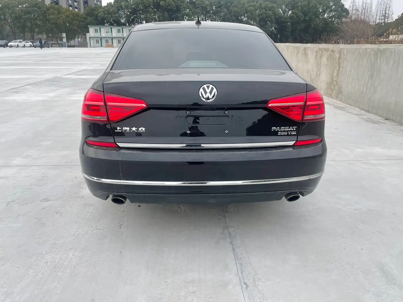Volkswagen Passat 2017 330TSI DSG Prestige фото 7