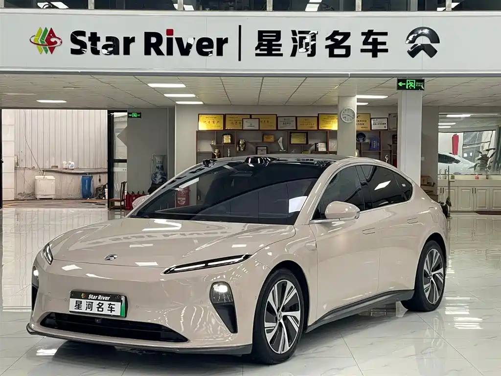NIO NIO ET5