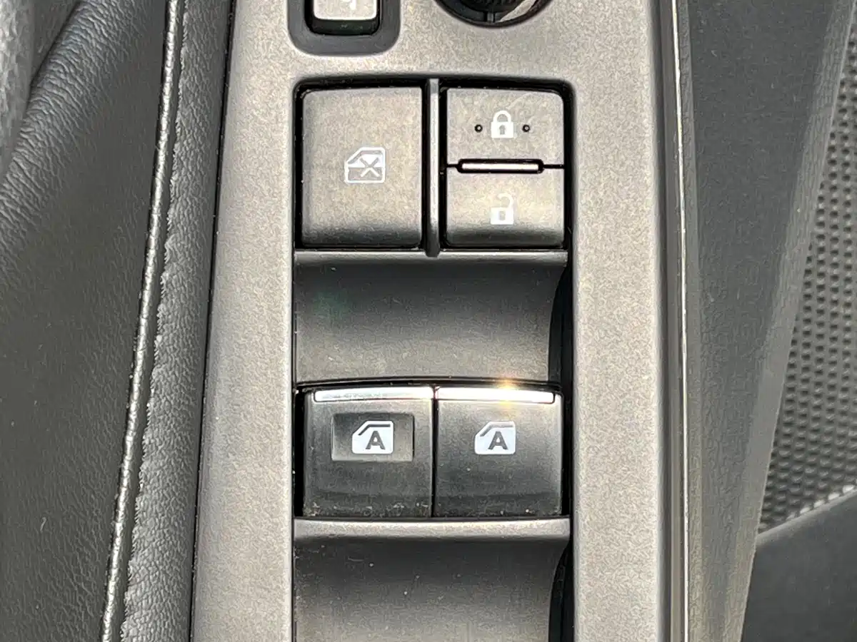 Toyota Avalon 2019 2.0L Luxury Edition (China VI) фото 12