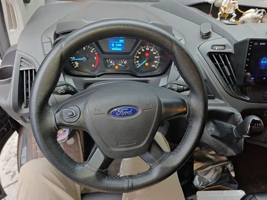 Photo 13 - Ford Transit