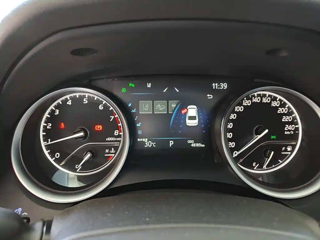 TOYOTA CAMRY