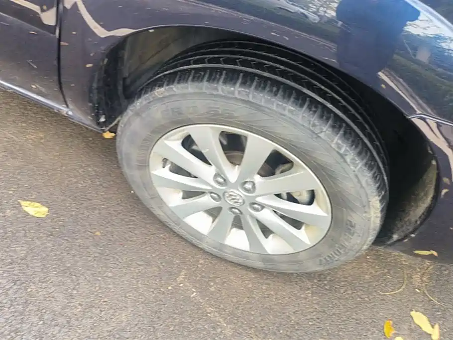 Buick GL8 2013 2.4L Classic фото 6