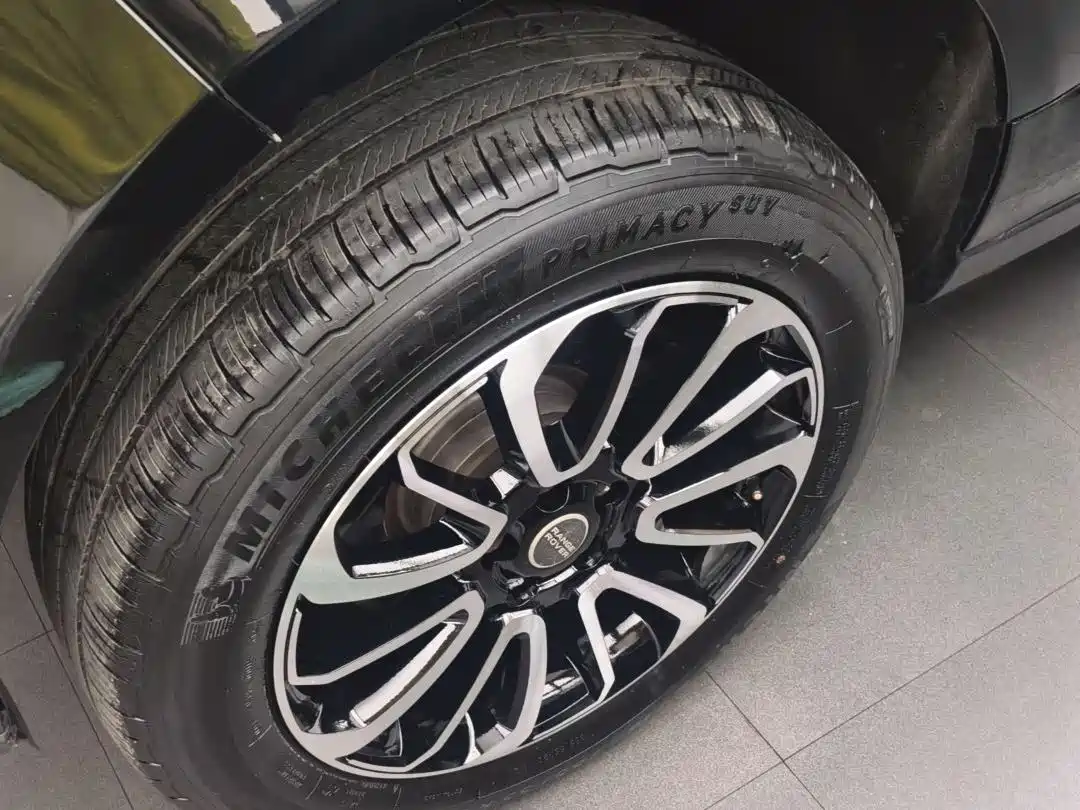 Land Rover Range Rover 2015 3.0 TDV6 Vogue фото 11