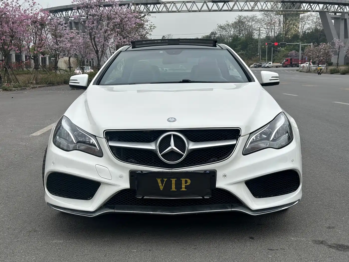 Mercedes-Benz E-Class (Import) 2014 E 200 Coupe фото 2