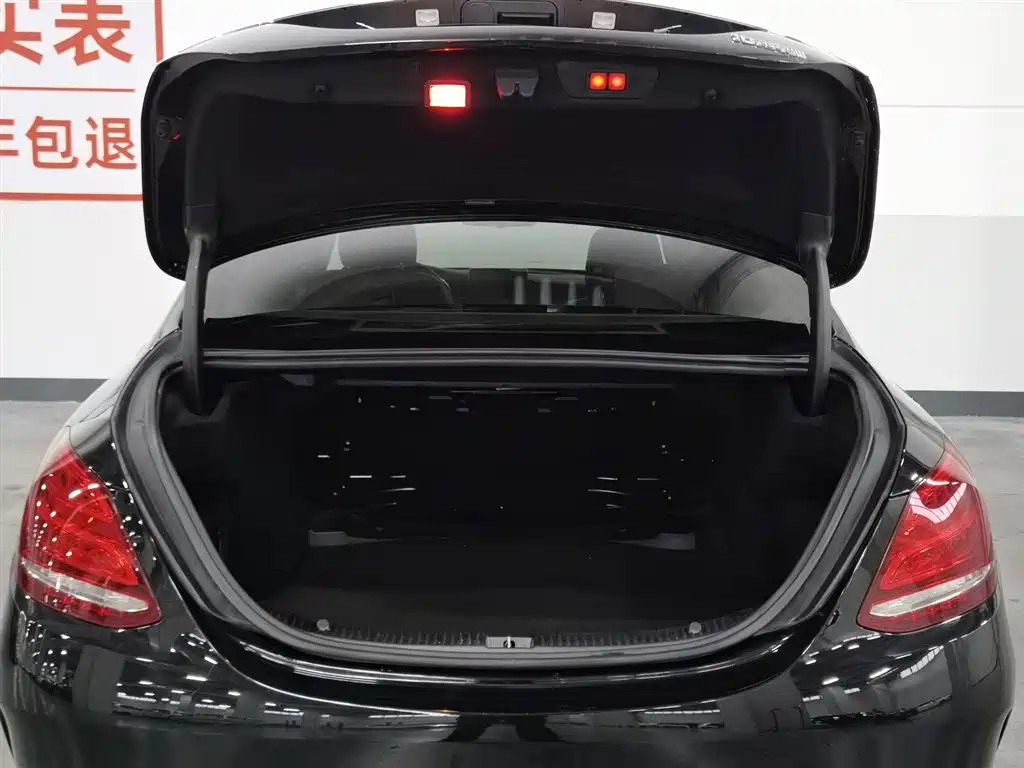 Mercedes-Benz C-Class 2017 Facelift C 180 L Fashion Sport Edition фото 16