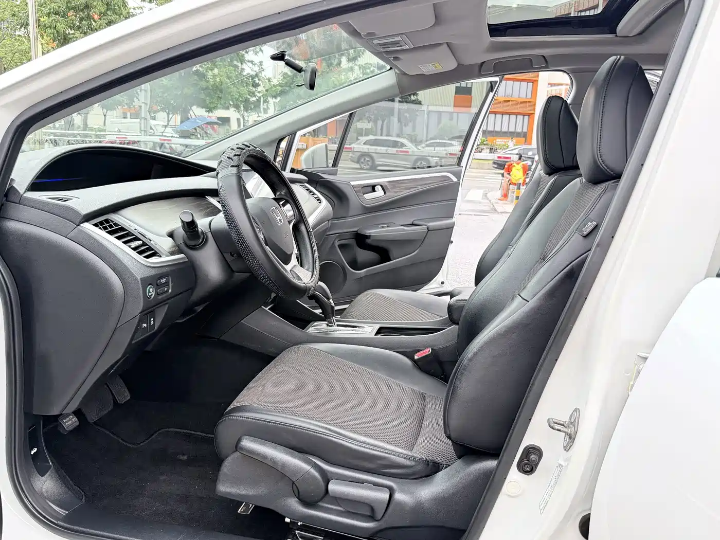 Honda Jade 2019 2017 1.8L Automatic Comfort Edition 5-seater