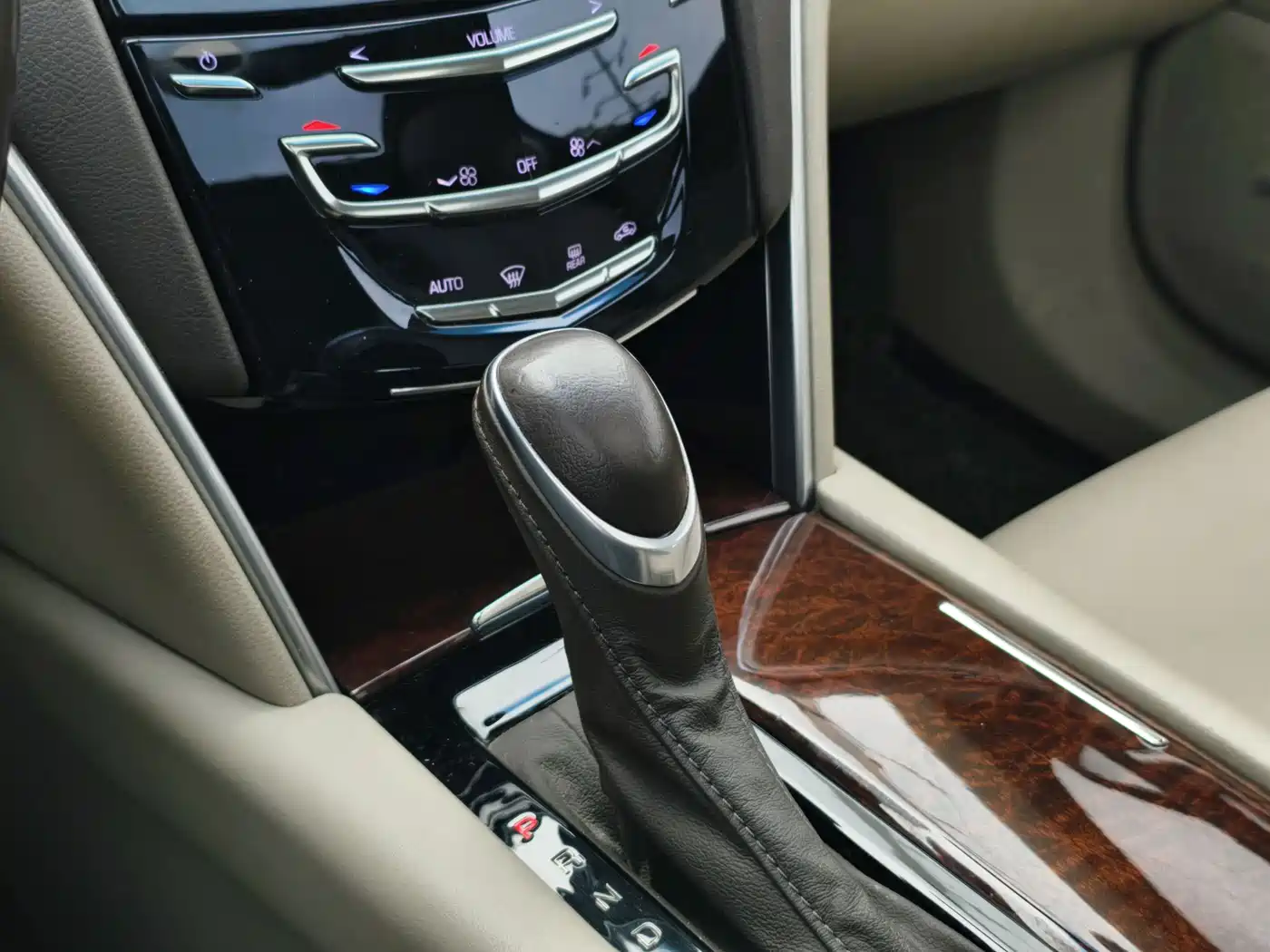 Cadillac XTS 2015 28T Comfort фото 13