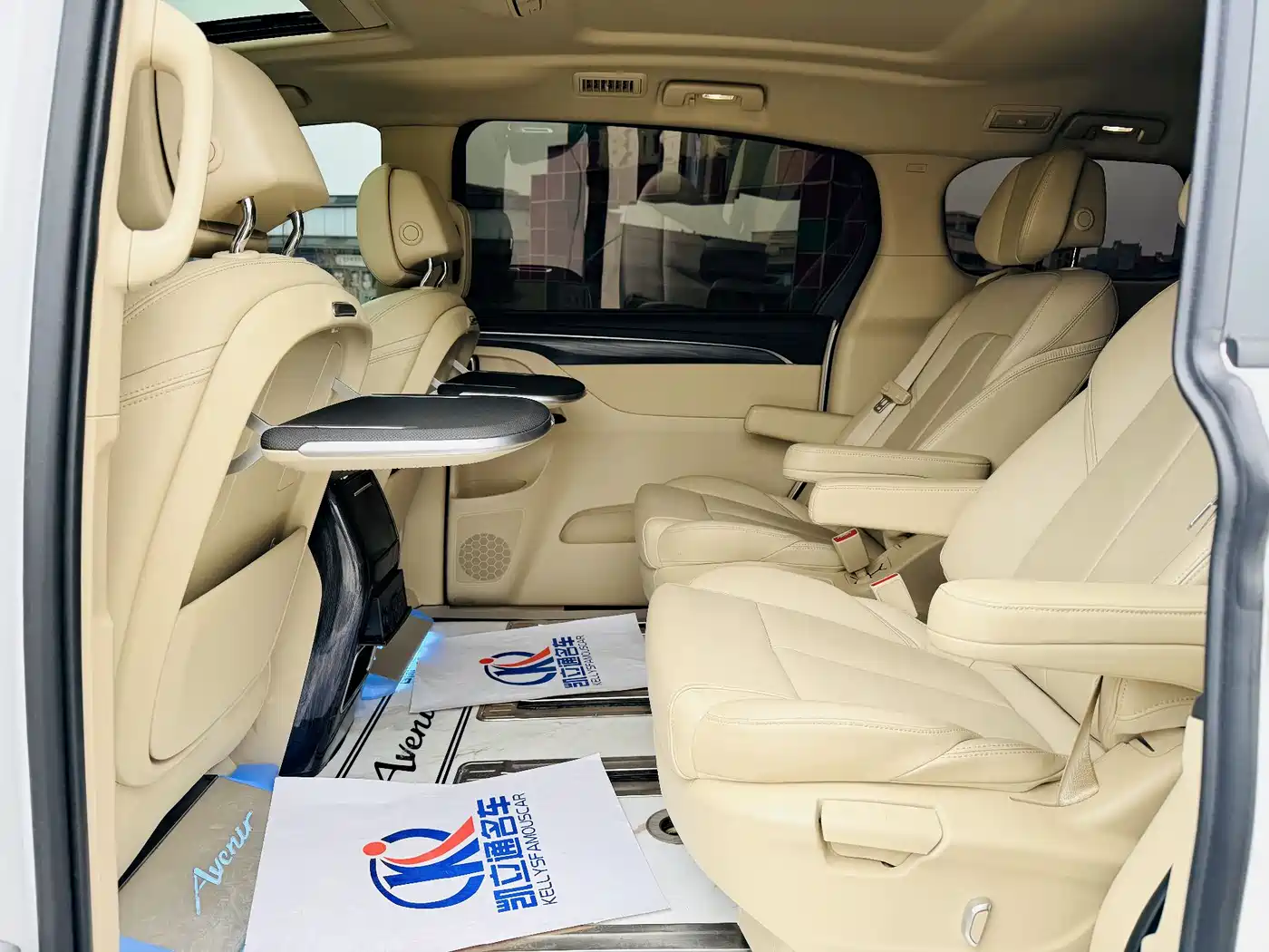 Buick GL8 2023 ES Landmaster Exclusive фото 9